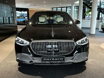Maybach S 680 4M Manufaktur InterP First-CL Font