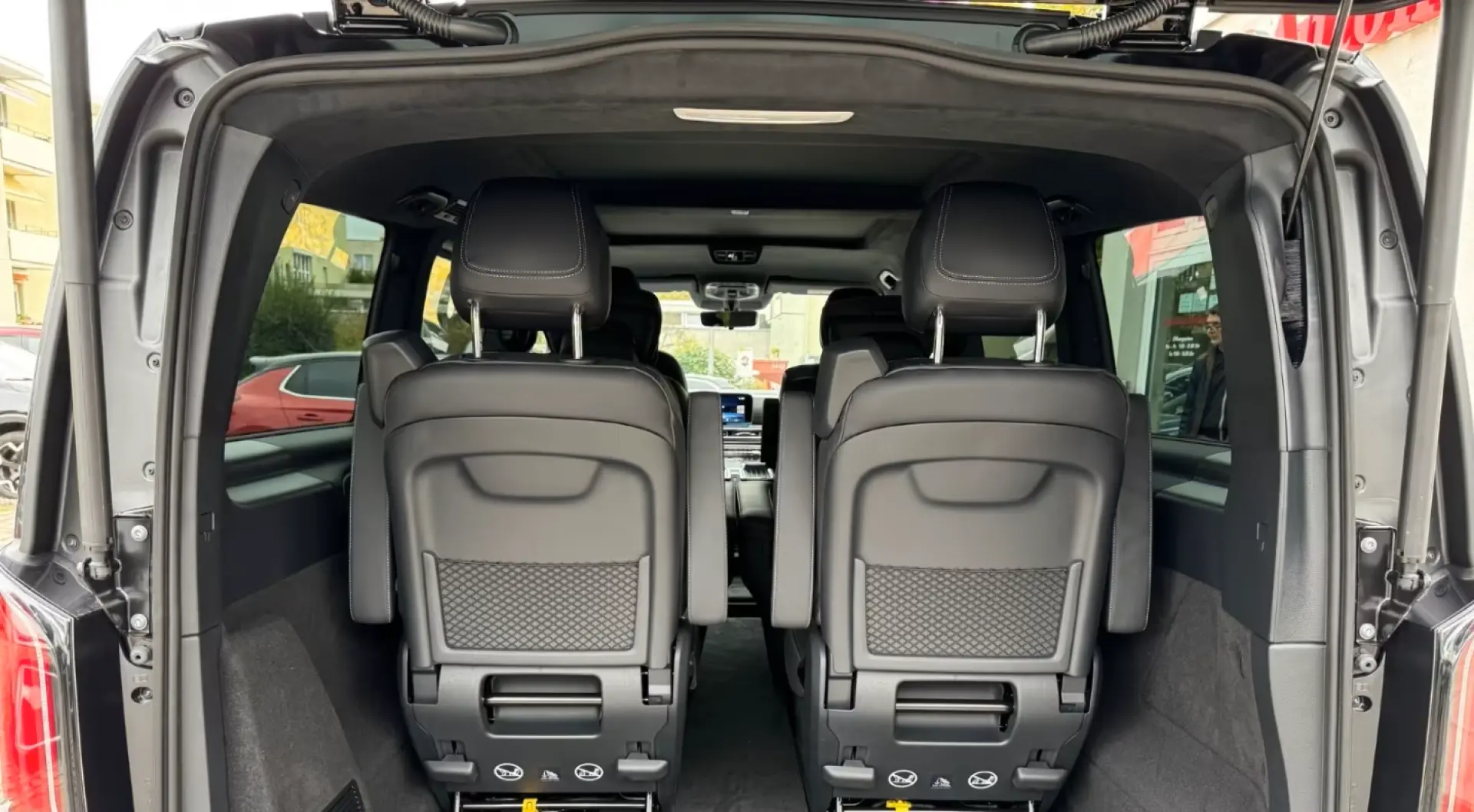 Mercedes-Benz V 300 d 4M AMG VIP Luxery EXCLUSIV lang