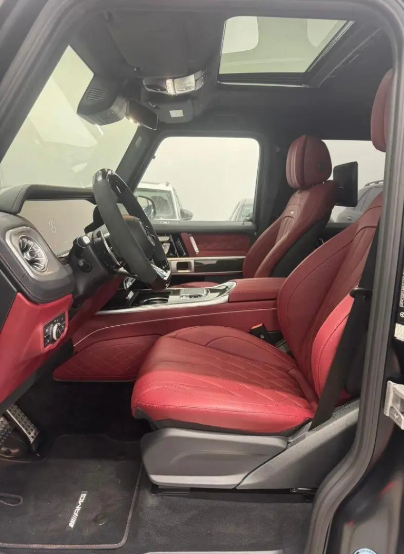 MERCEDES BENZ AMG G63