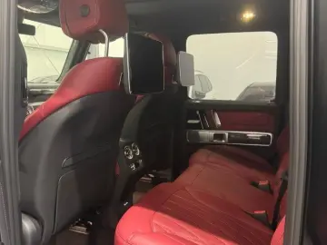 MERCEDES BENZ AMG G63