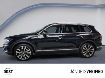 Touareg 3.0 V6 TSI eHybrid Elegance AHK MATRIX L