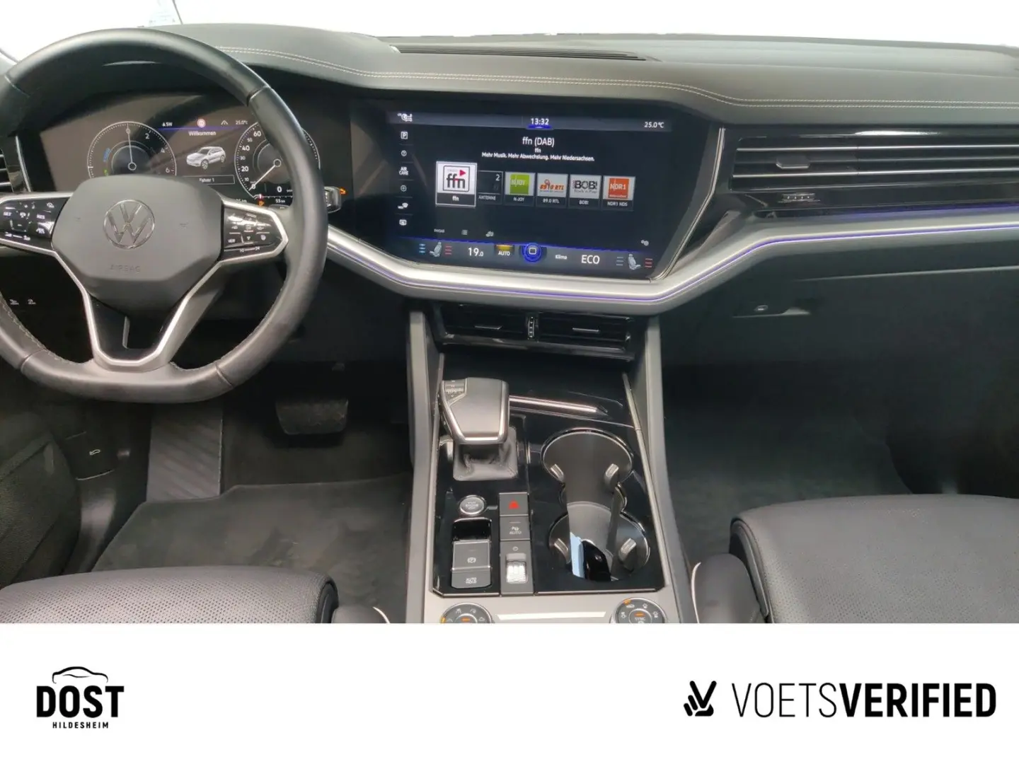 Touareg 3.0 V6 TSI eHybrid Elegance AHK MATRIX L