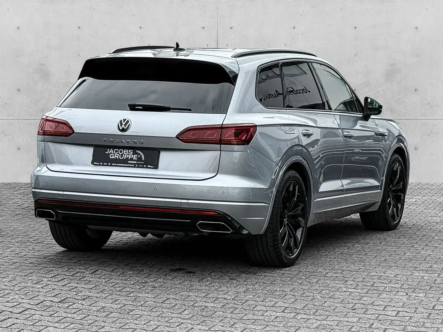 Touareg 3.0 TSI 4 M. AHK ACC Pano Matrix R-Line