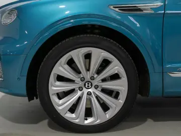 Bentayga Azure Hybrid