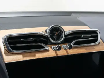 Bentayga Azure Hybrid