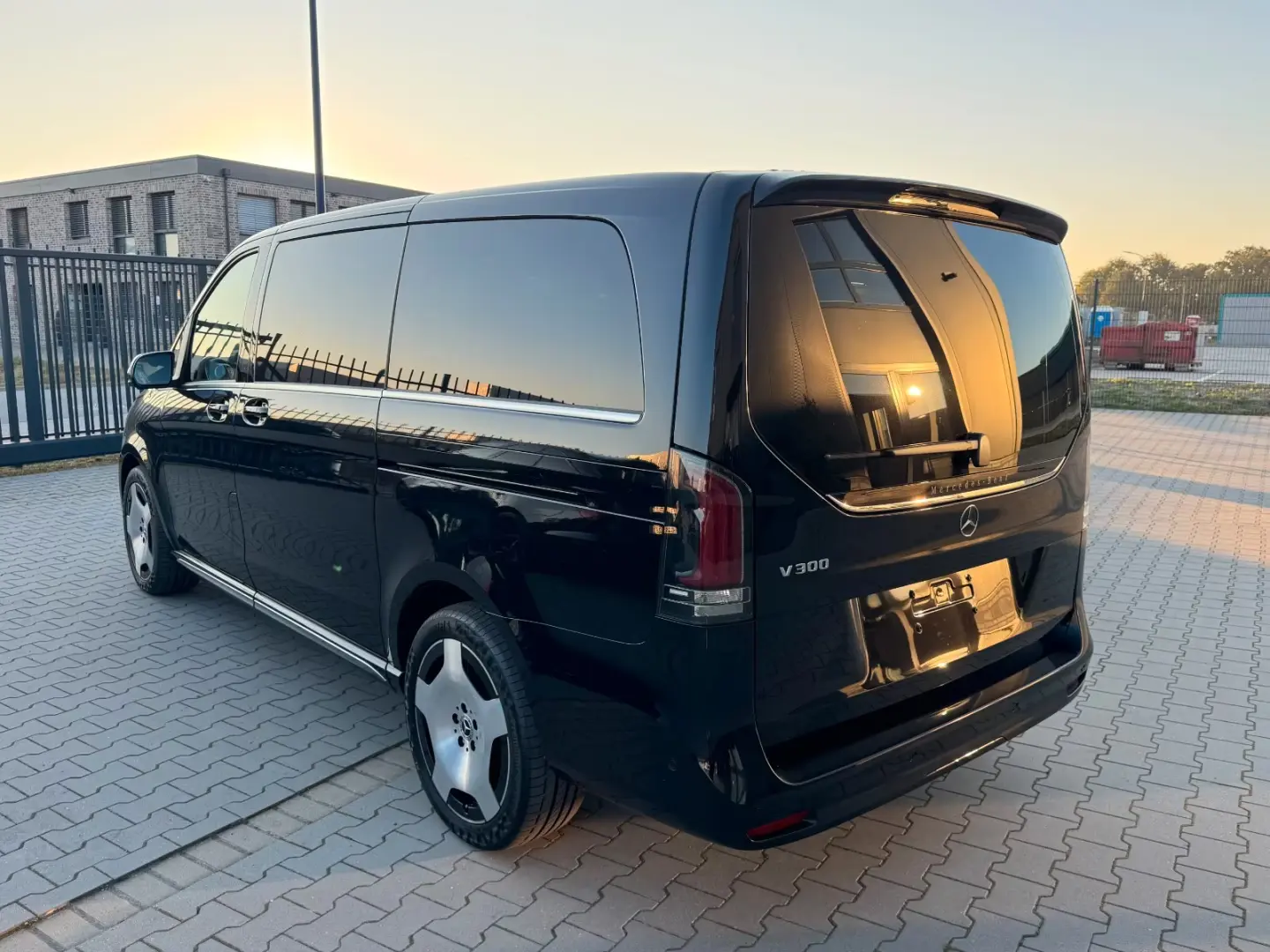 Mercedes-Benz V 300 LONG Benzină EXCLUSIVE