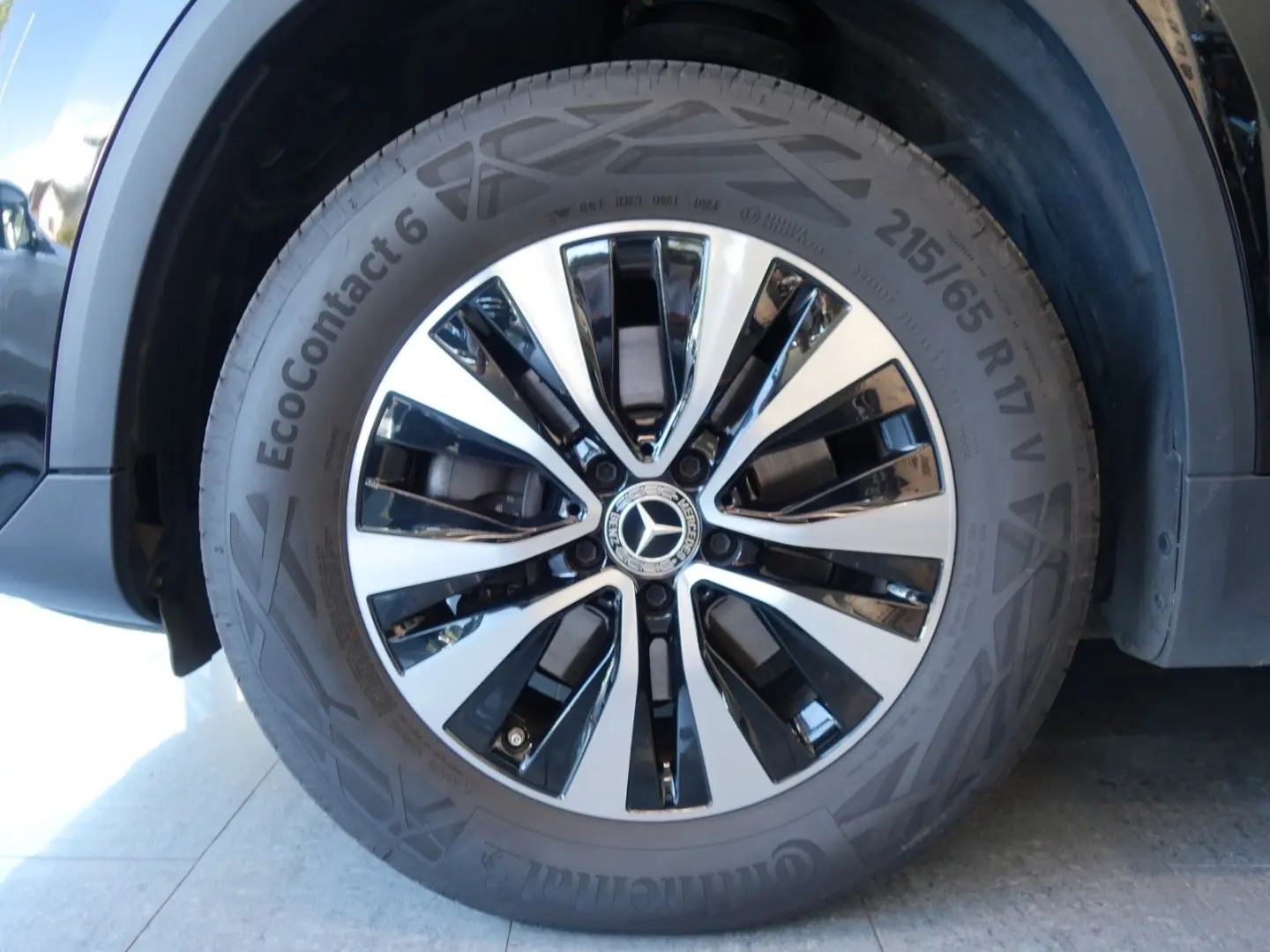 GLA 180 d Aut.8G-DCT NAVI LEDER Kamera 1.Hand!