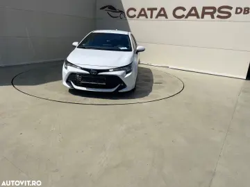 Toyota Corolla 1.8 HSD Business