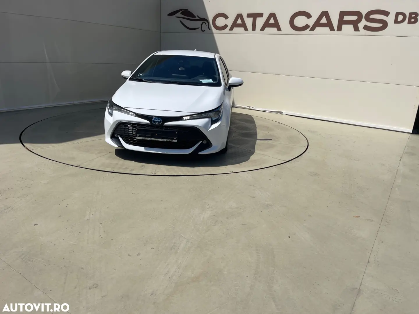 Toyota Corolla 1.8 HSD Business