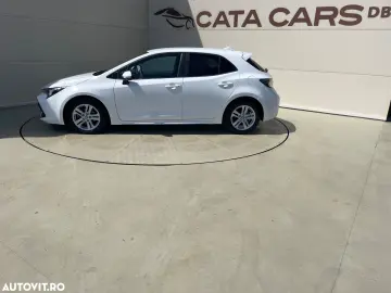 Toyota Corolla 1.8 HSD Business