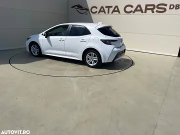 Toyota Corolla 1.8 HSD Business