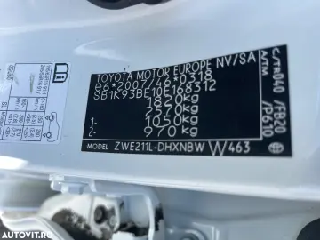 Toyota Corolla 1.8 HSD Business