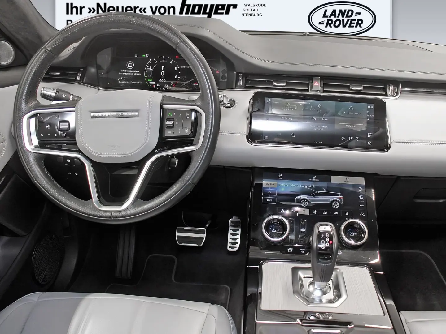 Range Rover Evoque P300e Autobiography Hybrid Pa