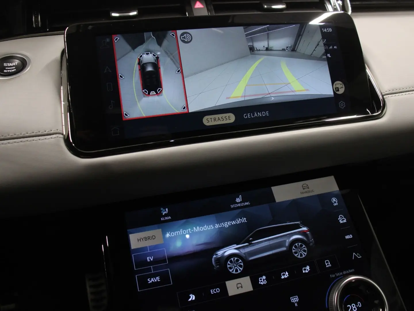 Range Rover Evoque P300e Autobiography Hybrid Pa