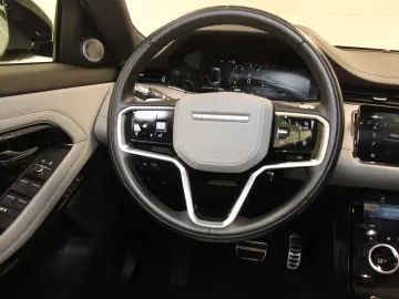 Range Rover Evoque P300e Autobiography Hybrid Pa