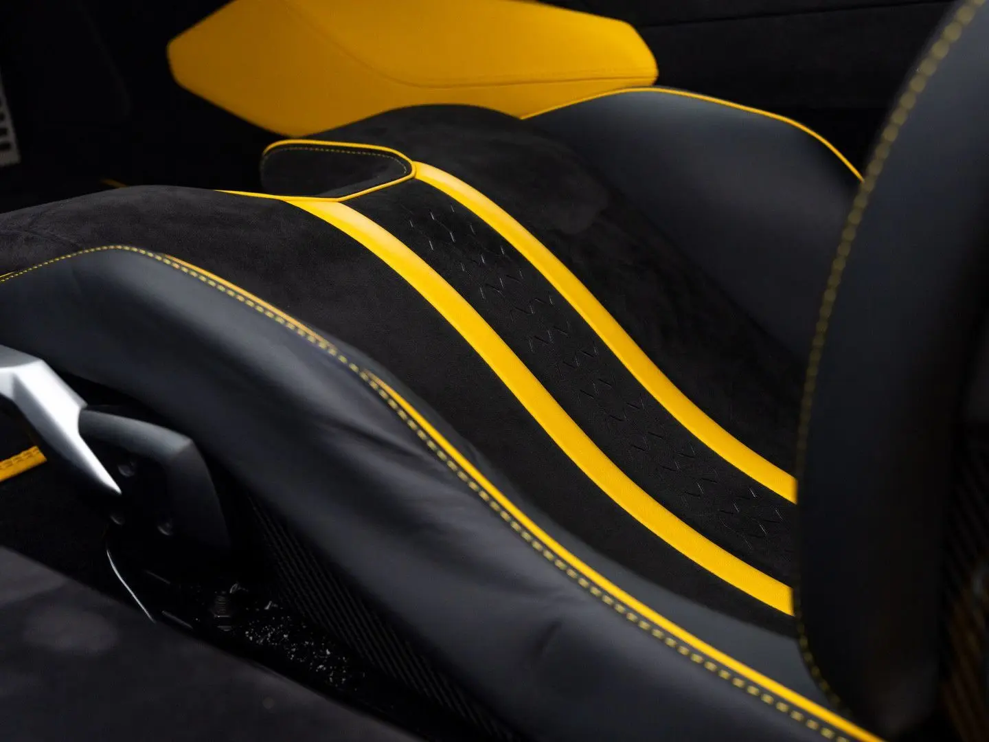 Huracán Tecnica   Carbon I Viola Pasifae