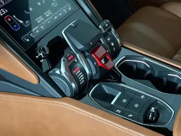 Urus S 3D-B&O Pano Style-Paket 23' 360  AHK