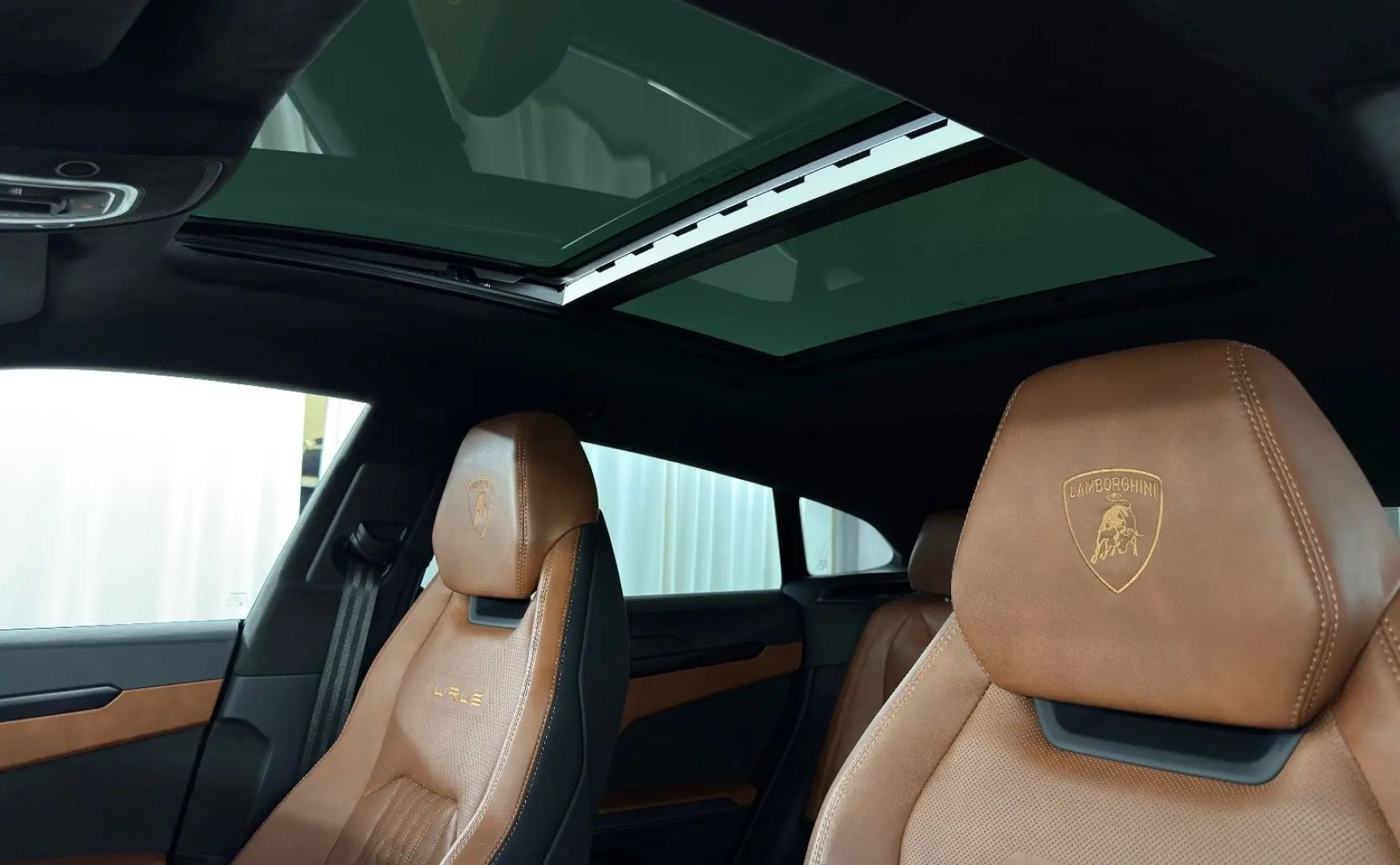 Urus S 3D-B&O Pano Style-Paket 23' 360  AHK