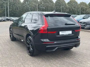 XC60 Recharge T6 Plus Black Edition PILOT FLED