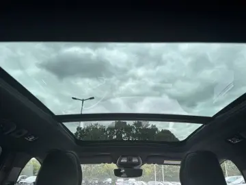 XC60 Recharge T6 Plus Black Edition PILOT FLED