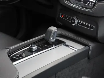 XC90 Inscription Recharge AWD 7-Sitze 21Zoll AHK