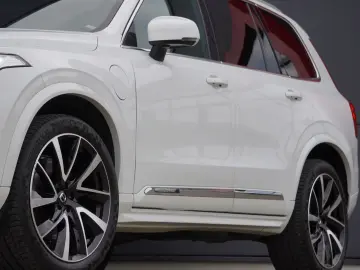 XC90 Inscription Recharge AWD 7-Sitze 21Zoll AHK