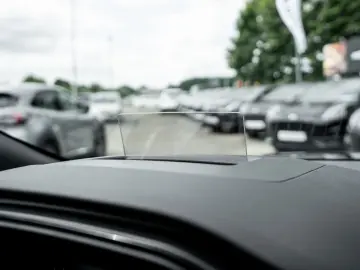 Kuga ST-Line AUT KAM ACC LED AHK