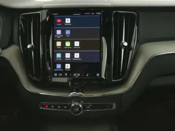 XC60 Plus Black Edition AWD Pano ACC 360K 21