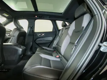 XC60 Plus Black Edition AWD Pano ACC 360K 21