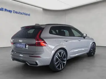 XC60 B5 D AWD Ultimate Dark