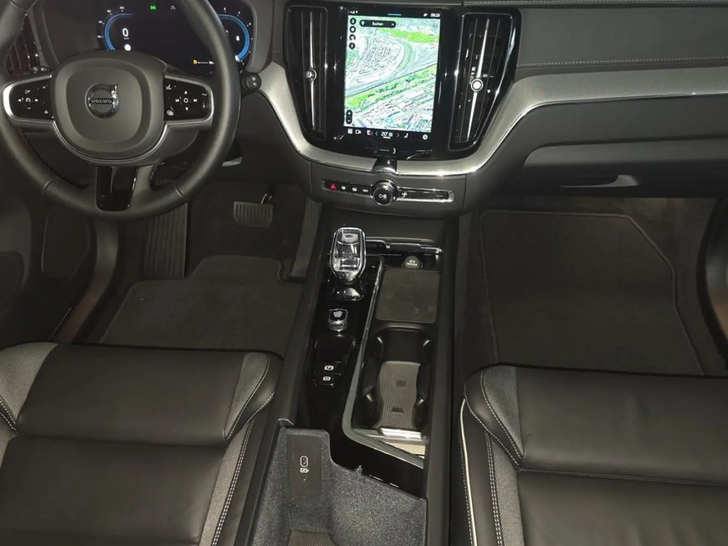 XC60 B5 D AWD Ultimate Dark