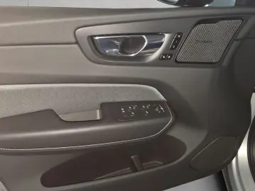 XC60 B5 D AWD Ultimate Dark