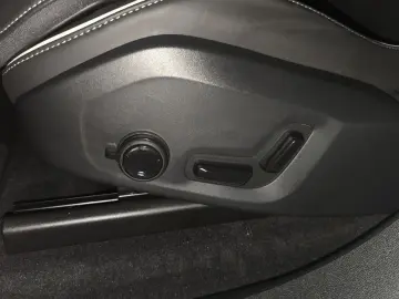 XC60 B5 D AWD Ultimate Dark