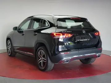 GLA 200 d 8G-DCT Progressive Navi Distronic Kame