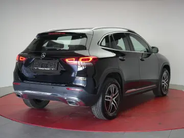 GLA 200 d 8G-DCT Progressive Navi Distronic Kame