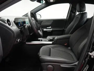 GLA 200 d 8G-DCT Progressive Navi Distronic Kame