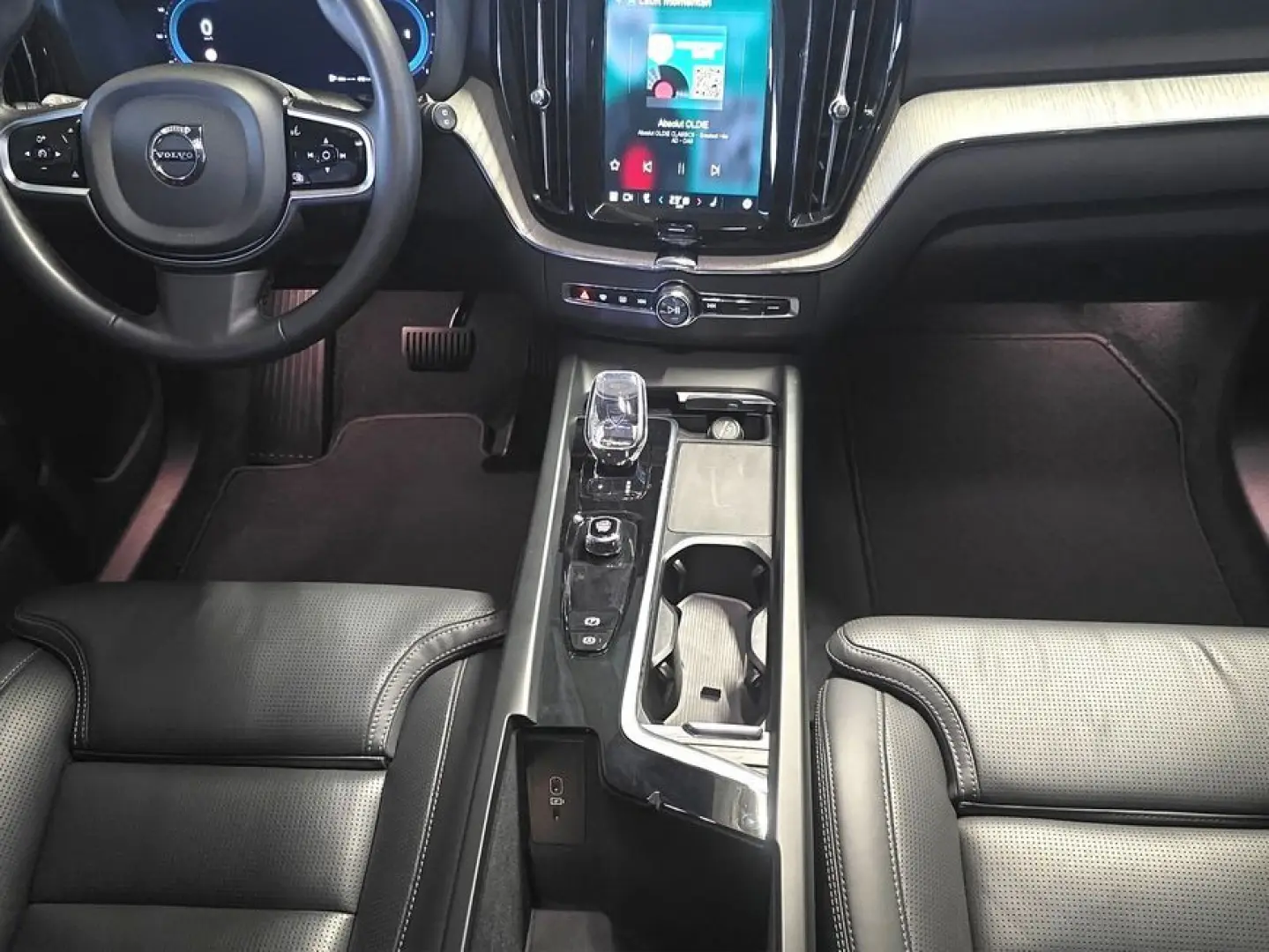 XC60 B5 B AWD Plus Dark