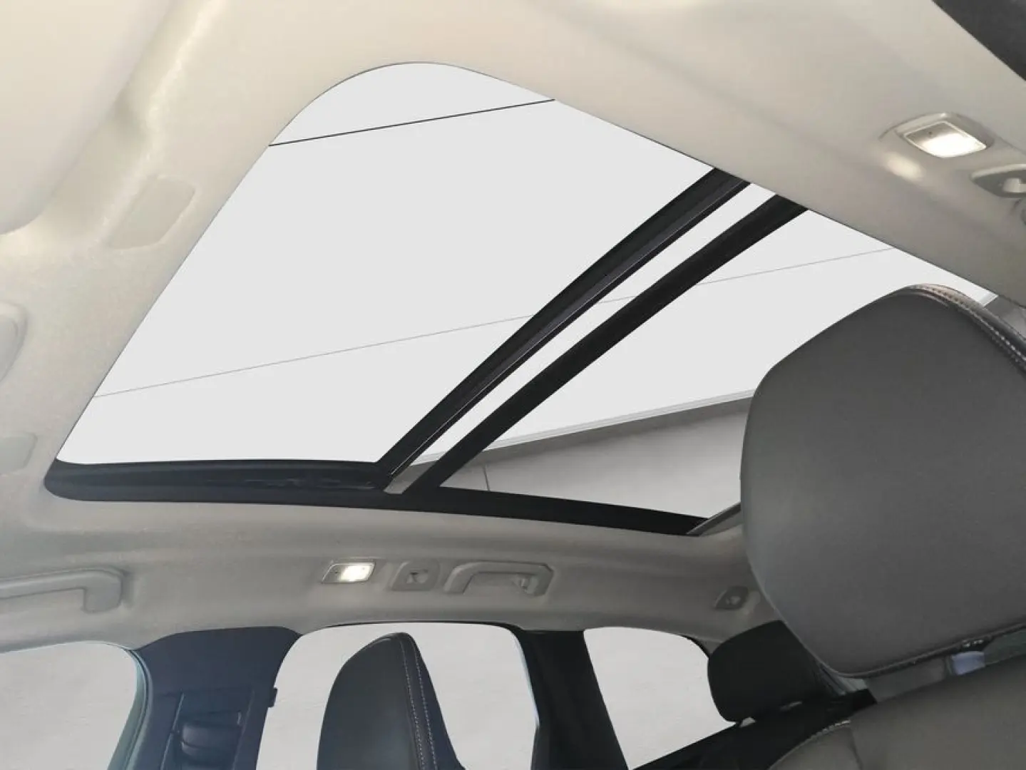 XC60 B5 B AWD Plus Dark