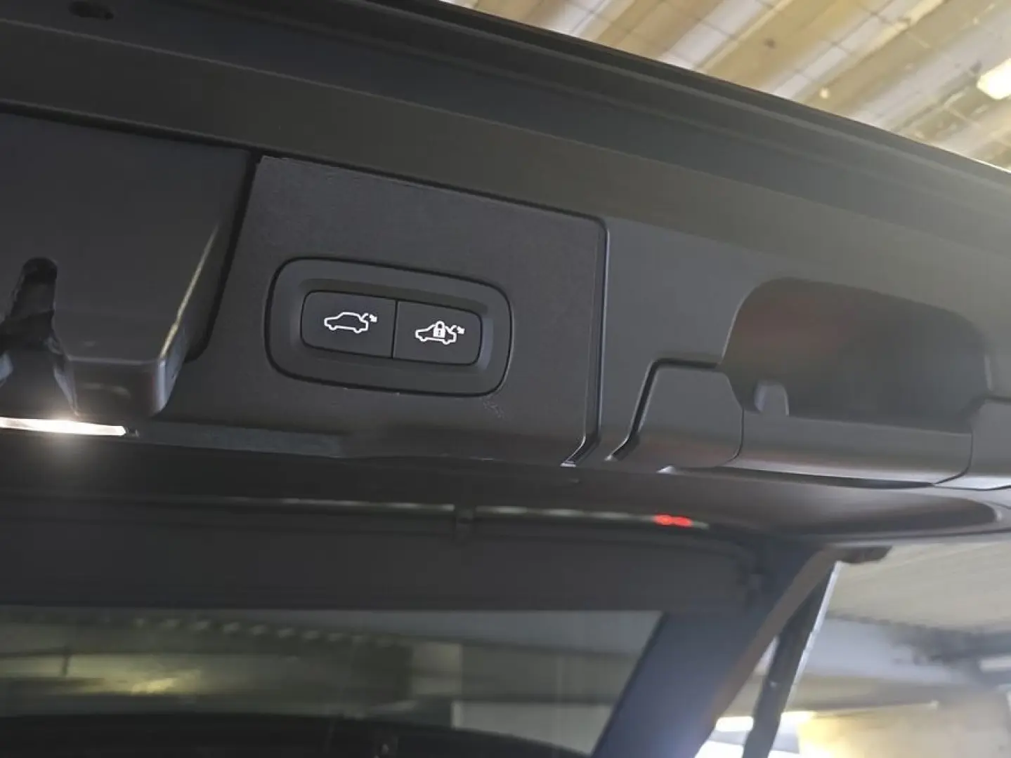 XC60 B5 B AWD Plus Dark