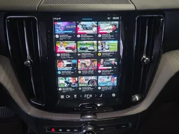 XC60 B5 B AWD Plus Dark