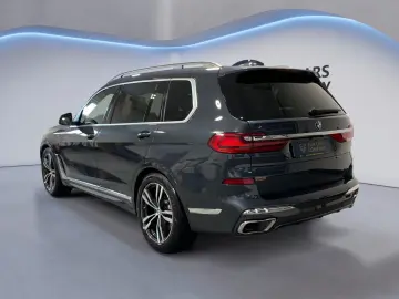 X7 xDrive 40i M Sport  BMW GESTIK  DISPLAY KEY