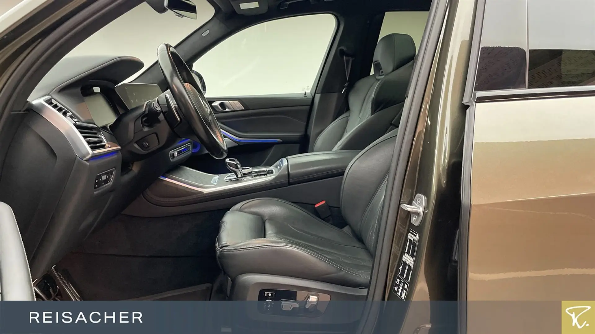 X7 xDrive40i M-Sport SkyLou AHK DAPro Fond-Enter