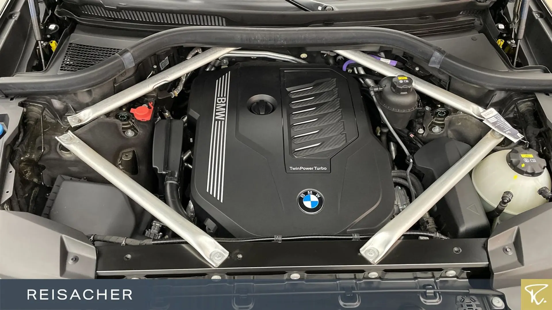 X7 xDrive40i M-Sport SkyLou AHK DAPro Fond-Enter