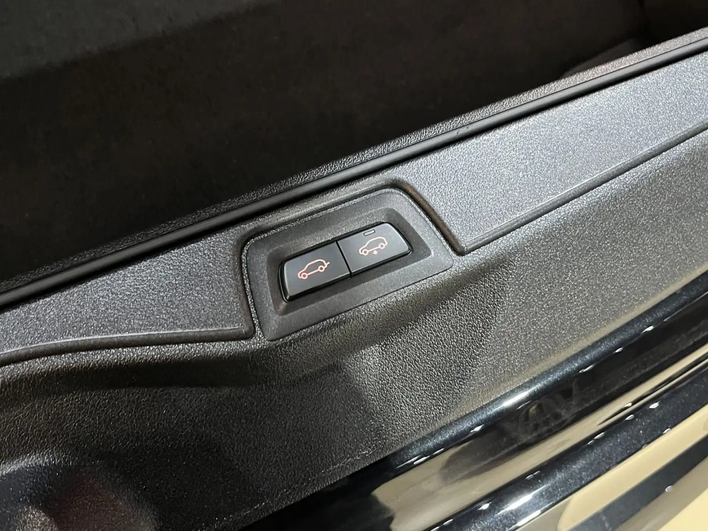 X7 AHK M Sport Pano Laser 7-Sitzer HUD 22LM