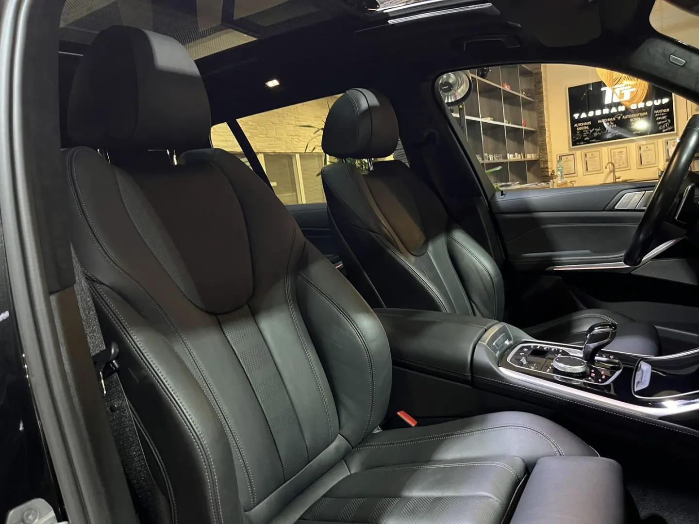 X7 AHK M Sport Pano Laser 7-Sitzer HUD 22LM