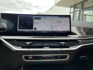 X7 xDrive40i M-Sport AHK Iconic Glow 360