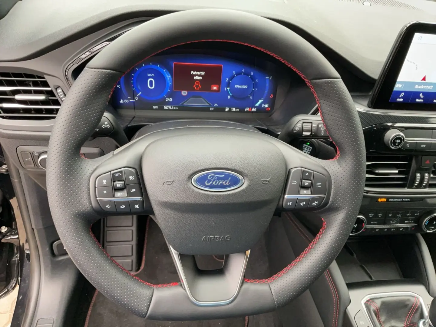 Kuga ST-Line X   ACC   PANO   AHK   KAMERA