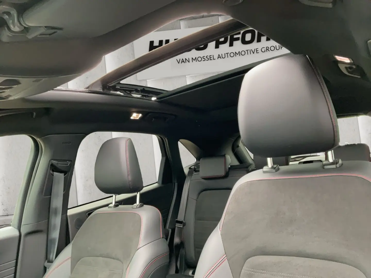 Kuga ST-Line X   ACC   PANO   AHK   KAMERA