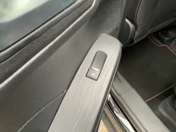 Kuga ST-Line X   ACC   PANO   AHK   KAMERA