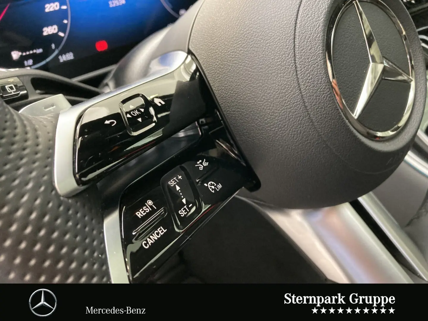 GLC 400 e 4M AMG Pano AIRM Distr Massage